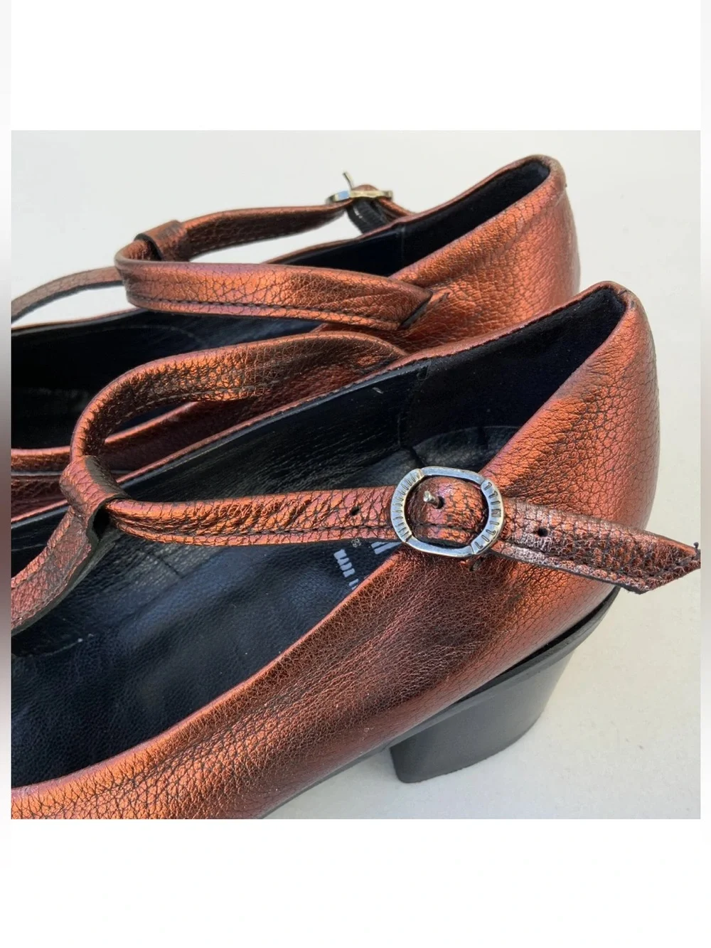 Lili Mill Women’s Bronze Metallic Leather T-Strap Mary Jane Heels EU 41 Italy
